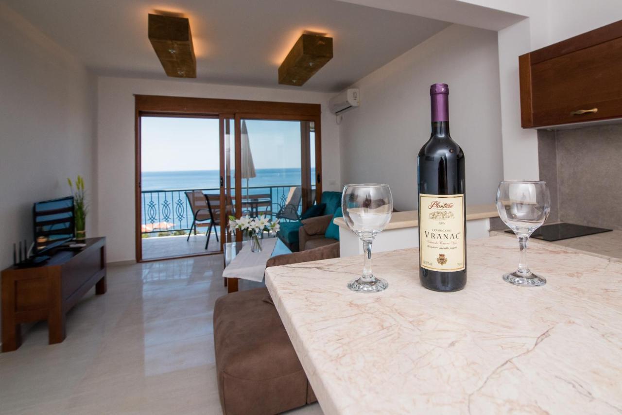 Arabela 2 Apartman Utjeha